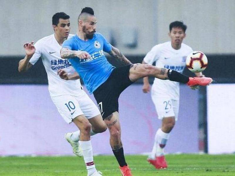 爱游戏官网-转折点那不勒斯豪取连胜；中超加时末段攻防权衡；气氛紧张；训练强度明显提升的简单介绍